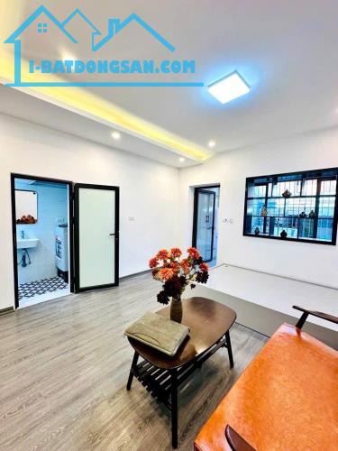 🔅 TẬP THỂ E3 NGÕ 6 PHƯƠNG MAI, ĐỐNG ĐA 48M2 2PN+VS, TẦNG 3 FULL ĐỒ, CHỈ 2.95 TỶ 🔅