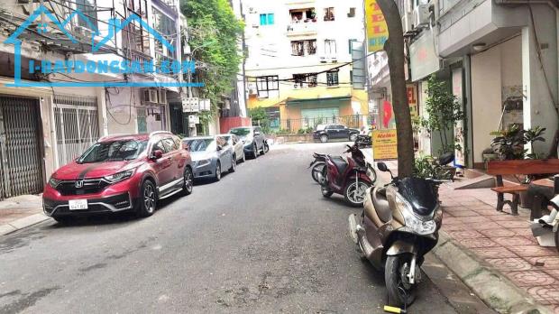 Bán nhà mặt ngõ Đội Cấn, Ba Đình, ngõ trước nhà 5m, ô tô tránh, kinh doanh tốt. Giá 18 tỷ