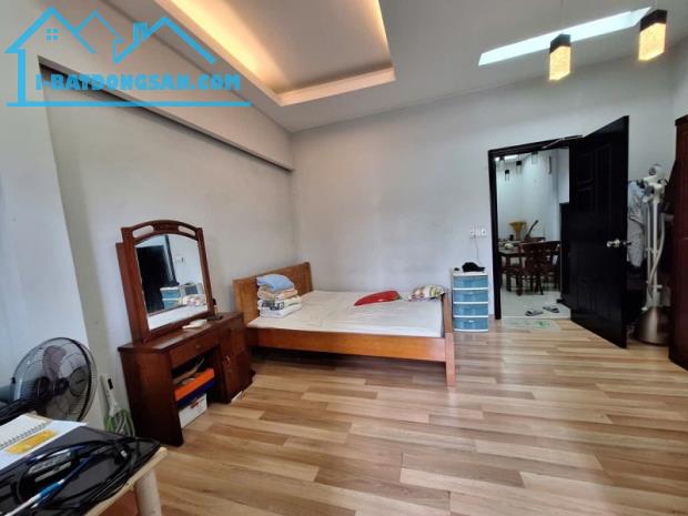 NHÀ ĐẸP - HBC - 150M2 - NHỈNH 12 TỶ