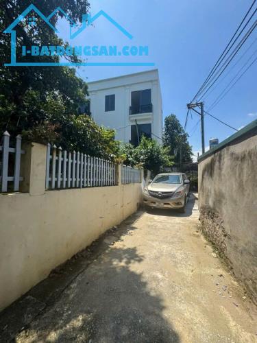Bán nhà 3 tầng-35m2-ô tô đỗ cổng, cạnh đường thông ô tô tránh, gần quốc lộ 6 và ĐH TD-TT