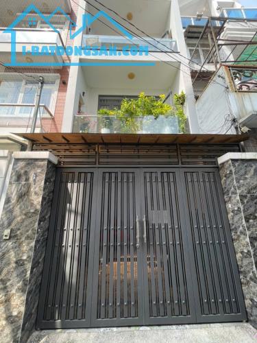 Bán nhà Trường Chinh, Đồng Đen - DT 4.2 x 16 - 1 trệt 2 lầu - Giá 9.5 tỷ TL