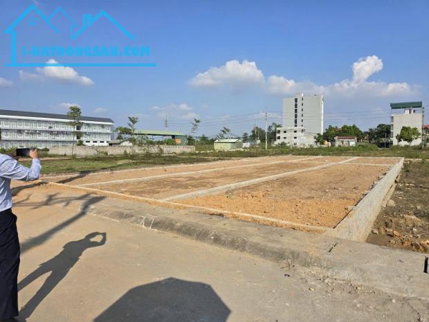 BÁN ĐẤT 92m² FULL THỔ CƯ – SÁT MẶT ĐƯỜNG 420 – TRUNG TÂM HÒA LẠC