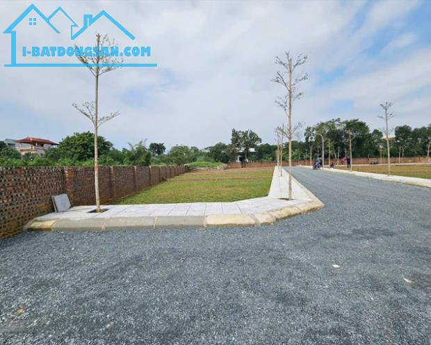 Bán đất Sơn Tây trung tâm giá rẻ 1.x tỷ – LH 0963989690