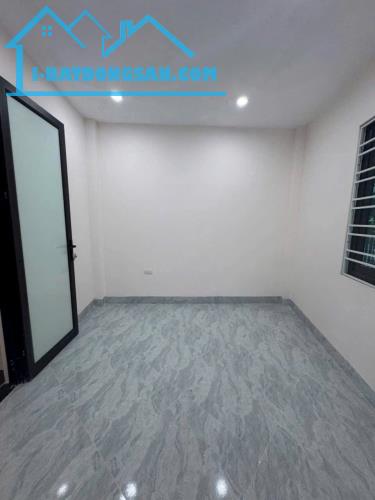 TIN THẬT- 2,85 tỷ 3 ngủ- Ô tô đỗ cửa- 1km chợ Phượng-10p ra QL6