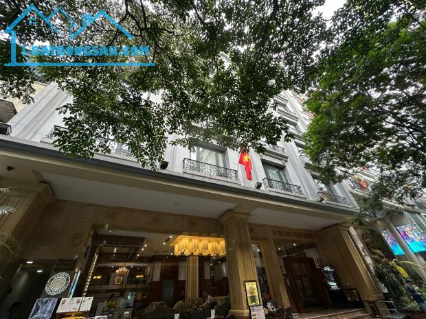 BÁN TÒA BUILDING 9 TẦNG - 110M2 - 15M MẶT TIỀN - HÀNG XÓM VINHOES GALLERY GIẢNG VÕ - 82 TỶ