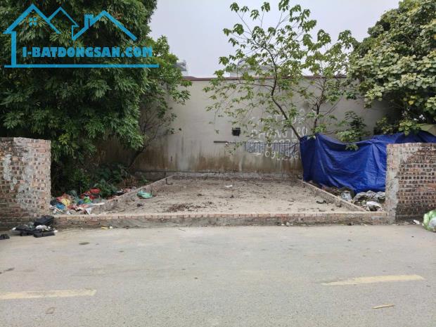Đất đẹp, bìa làng 60m2, mt6m, 2 ô tô tránh, 10.8 tỷ, Đông Hội, Đông Anh.