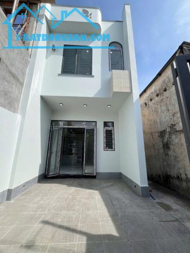 Nhà 1 trệt 1 lầu phường Biên Hoà hẽm thông gần đường Bùi Hữu Nghĩa