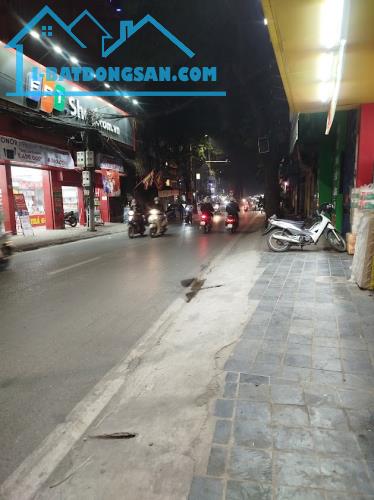 Nhà đẹp trong tầm giá 31m2, 5 tầng, MT 3.5m, Hoàng Hoa Thám – Ba Đình.