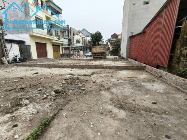 Tìm khách đất Bắc Hồng 80m2, mt7m, 5.1 tỷ, Đông Anh, ô tô, thông.