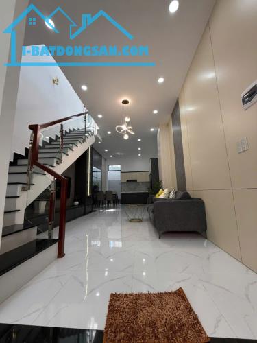 NHÀ MỚI FULL NỘI THẤT HÒN XỆN, PHƯỜNG VĨNH HOÀ – GIÁ CHỈ 4,8 TỶ