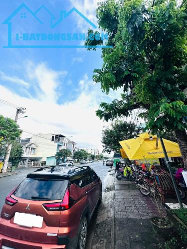 Sụp hầm lô đất đường N10 (Lê Duẩn)