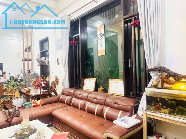 🏡 NHÀ 2 TẦNG NGÔ THẾ VINH – 244,2m² – NGANG 11M – GIÁ 4 TỶ XX – KẾT NỐI NHANH TRUNG TÂM