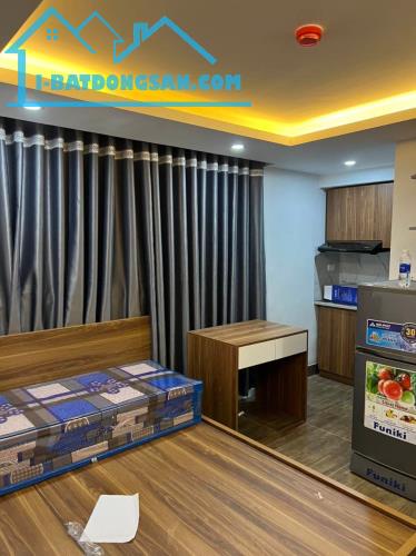 GẤP!TÒA NHÀ CHDV 20PKK+THANG MÁY+FULL ĐỒ+20M OTO TRÁNH TẠI HỒ TÙNG