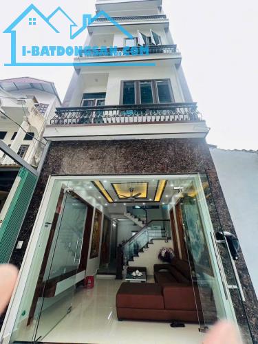 Bán nhà 4 tầng ngõ đường Trần Hưng Đạo, ph Ngọc Châu, TP HD, 60m2, mt 4m, 4 ngủ, sân
