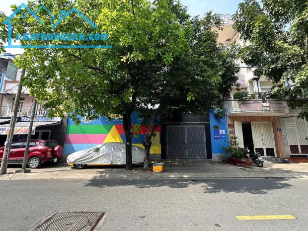 Bán đất Quận 7 Khu Tân Quy đông dt 12x27m giá 45 tỷ