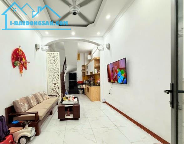 🍀 Ô TÔ ĐỖ CỔNG PHỐ 8/3 7,9 TỶ/ 23M2/ 26M2/ 5 TẦNG/ MT3,1M - CĂN GÓC MỞ CỬA SỔ BÊN HÔNG.