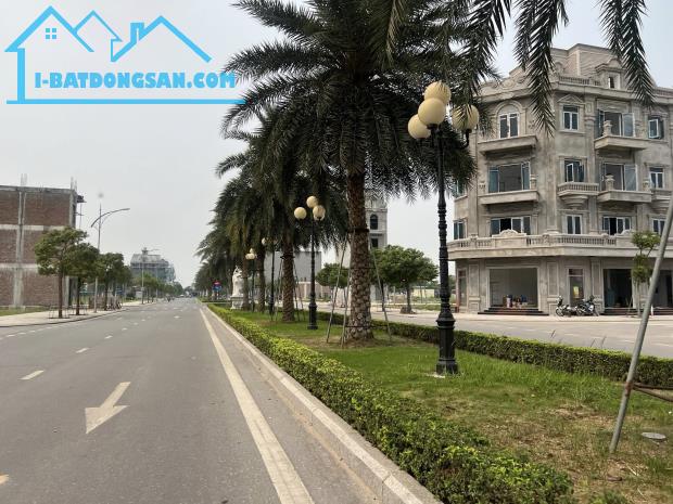 Bán đất diện tích rộng KĐT Quang Giáp, ph Thạch Khôi, TP HD, 150m2 x 3 lô, mặt tiền 30m