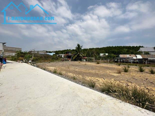 Bán đất thổ cư đường An Thới Đông, Cần Giờ: 47 x 68= 3350m2, giá 13,8 tỷ.