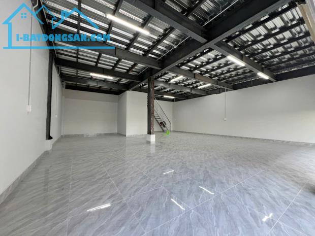 Bán nhà xưởng 2500m full skc mặt tiền Bùi Hửu Nghĩa Biên Hoà. Giá 28 tỷ lvc