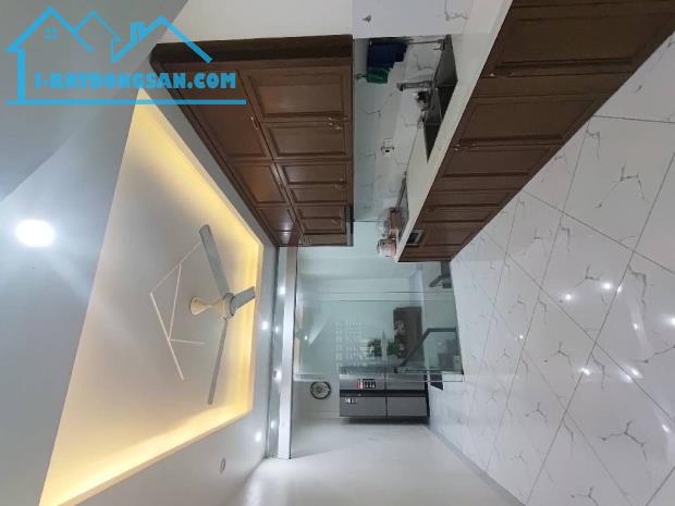 Siêu đẹp, bán nhà mặt phố Trâu Quỳ Gia Lâm, 48m*4 tầng- kinh doanh sầm uất - 12.x tỷ. Vị t