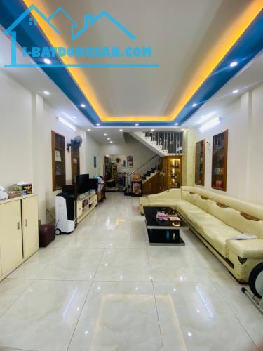 🔥 H2249 MẶT TIỀN 5M - GIÁ NGỠ NGÀNG!