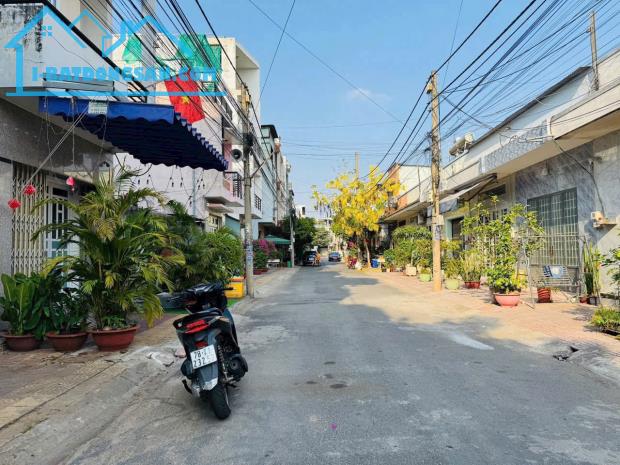Bán lô đất đường N12 gần đường D10 khu D2D, Thống Nhất, Biên Hòa, 72m2, giá 5 tỷ 200.