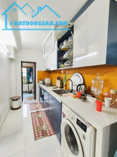 Căn hộ 3PN full nội thất đẹp khu Mai Dịch giá chỉ 4 tỷ 88