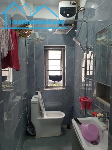 BÁN NHÀ ĐẸP 1.85 TỶ 3 TẦNG 40M2 ( HƯỚNG ĐÔNG ) NGÕ GIẢI PHÓNG