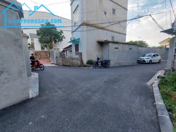 Nguyên Khê 60m2, mt 4.5m, 5.xx tỷ, Đông Anh, ô tô thông, gần phố.