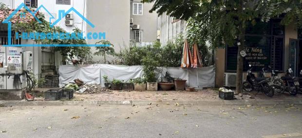 Bán lô đất nhà vườn 1 KĐT Tuệ Tĩnh, phường Cẩm Thượng, TP Hải Dương, 110.4m2, mt 8m, giá t