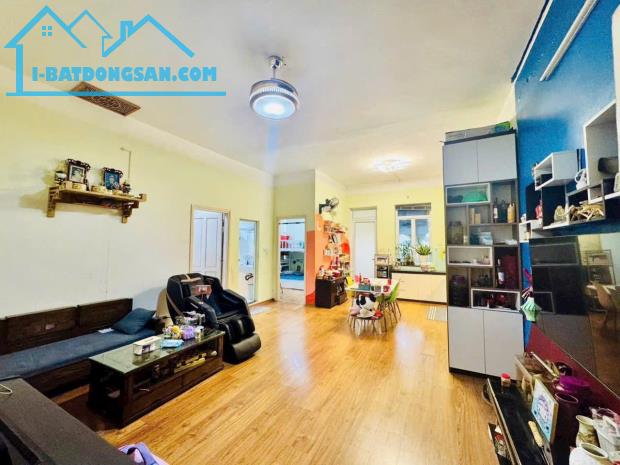 Bán Chung Cư Phố Thép Mới, Việt Hưng, Long Biên 73m2, giá 4,38 tỷ (Lh : 0965 722 358)