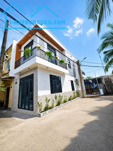 BÁN NHÀ 1T1L - GÓC 2 MẶT TIỀN Hẻm (thông). Tặng Nội Thất mới đẹp
