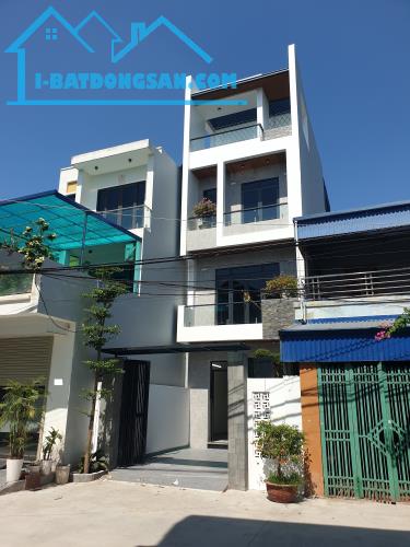 BÁN NHÀ 4.85 TỶ 4 TẦNG 77M2 CÓ SÂN Ô TÔ KHU ĐÔ THỊ MỸ TRUNG