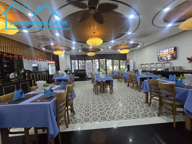 Bán Khách Sạn 4 Sao Cửa Đại Hội An 1000m2, 7 Tầng, 80 Phòng, Giá 159 Tỷ