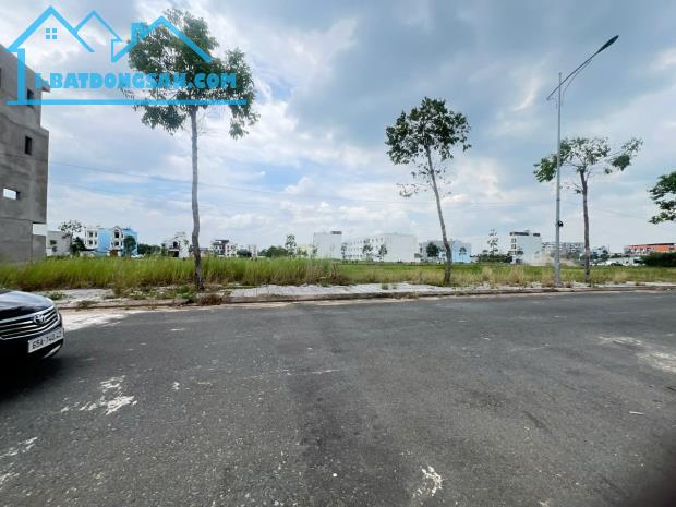 ☎️Liên hệ Mua Nhà Đất Khu STK An Bình : 0939.86.87.88 (Gặp Bưởi Miền Tây)