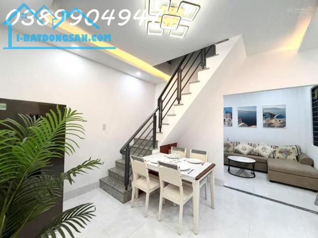 Nhà new 2 tầng, ôm góc khá rộng_ hẻm Cao Văn Bé ] cách biển Hòn Chồng 500m Giá mềm: 3,350