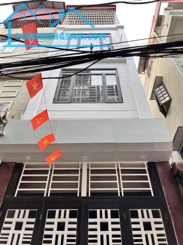 BÁN NHÀ THỤY PHƯƠNG 36M2 4 TẦNG MT 3.1M - Ô TÔ ĐỖ CỬA -GẦN ĐẠI HỌC Y CÔNG CỘNG-NHỈNH 8 TỶ