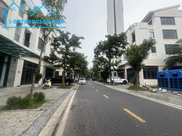 Bán căn nhà 4 tầng mặt phố Bùi Viện, Ecopark Hải Dương, 125.88m2, mt 6m, vị trí đẹp
