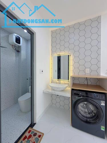 CCMN NGỌA LONG 74M2X6 TẦNG,THANG MÁY,Ô TÔ VÀO ĐƯỢC,50 TRIỆU/THÁNG,GIÁ 12.9 TỶ