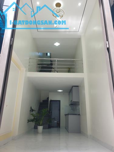 BÁN NHÀ ĐẸP 1.45 TỶ 2 TẦNG 25M2 NGÕ NGẮN RỘNG TRẦN NHẬT DUẬT