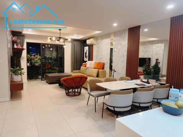 Bán chung cư Thái Hà Contrexim đường Phạm Văn Đồng – 74m2 – Giá 6 tỷ.