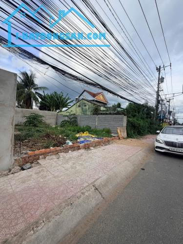 Đất mặt tiền DT879 đối diện Aeon Tp Mỹ Tho