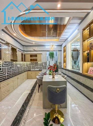 🏡 Bán Nhà Trệt Lầu – Đ Tú Xương KDC Hồng Phát Liên hệ ☎️0939.86.87.88 Bưởi Miền Tây