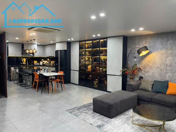Siêu rẻ, bán nhà Trâu Quỳ Gia Lâm, 75m*4 tầng - kinh doanh- ô tô tránh.
