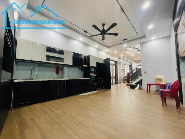 Mặt tiền Đặng Văn Trơn- Hiệp Hoà cực hiếm. ngang 25m tổng 290m. Sổ thổ cư. Giá 30 tỷ tl.