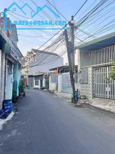 Bán nhà gần chợ điều long bình
