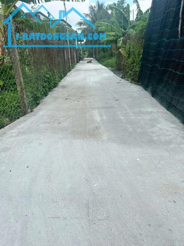 Bán 2 nền thổ cư ngã tư An Lái , Tân Bình, Tân Trụ dt 114m2-120m2 giá 650-750 triệu