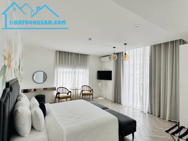 Bán khách sạn 4 sao đường Bùi Thị Xuân, Phường 2, Đà Lạt