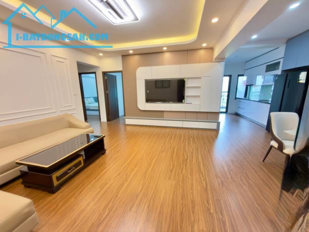 Chung cư CT5 ĐN3 KĐTM Mỹ Đình 94m2 - 3 phòng ngủ full nội thất. Giá 7.5 tỷ