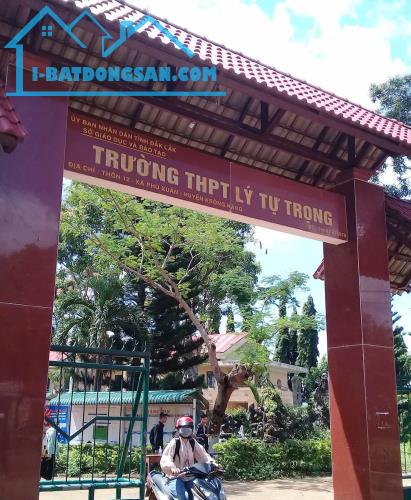Chính chủ cần bán lô đất ngay trường THPT Lý Tự Trọng 635m2 giá chỉ 320 triệu.